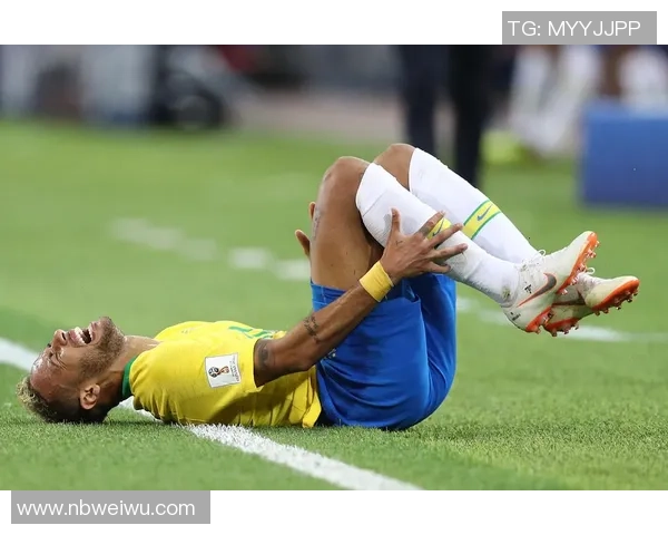 昔日足球明星沦落街头令人心痛的瞬间曝光引发热议